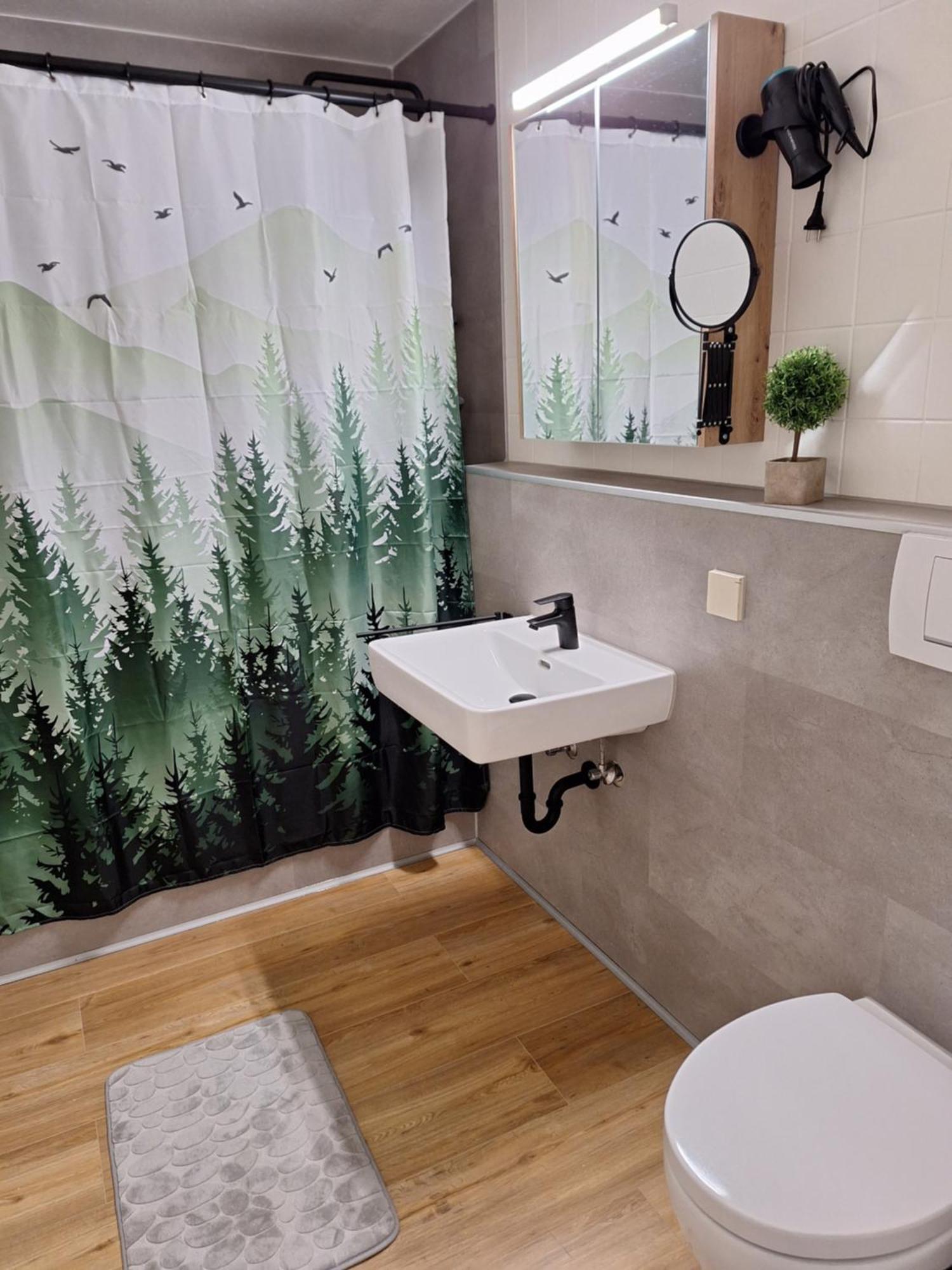 Allgaeuerle1605 Mit Hallenbad, Sauna, Tiefgarage Und Wlan Apartment